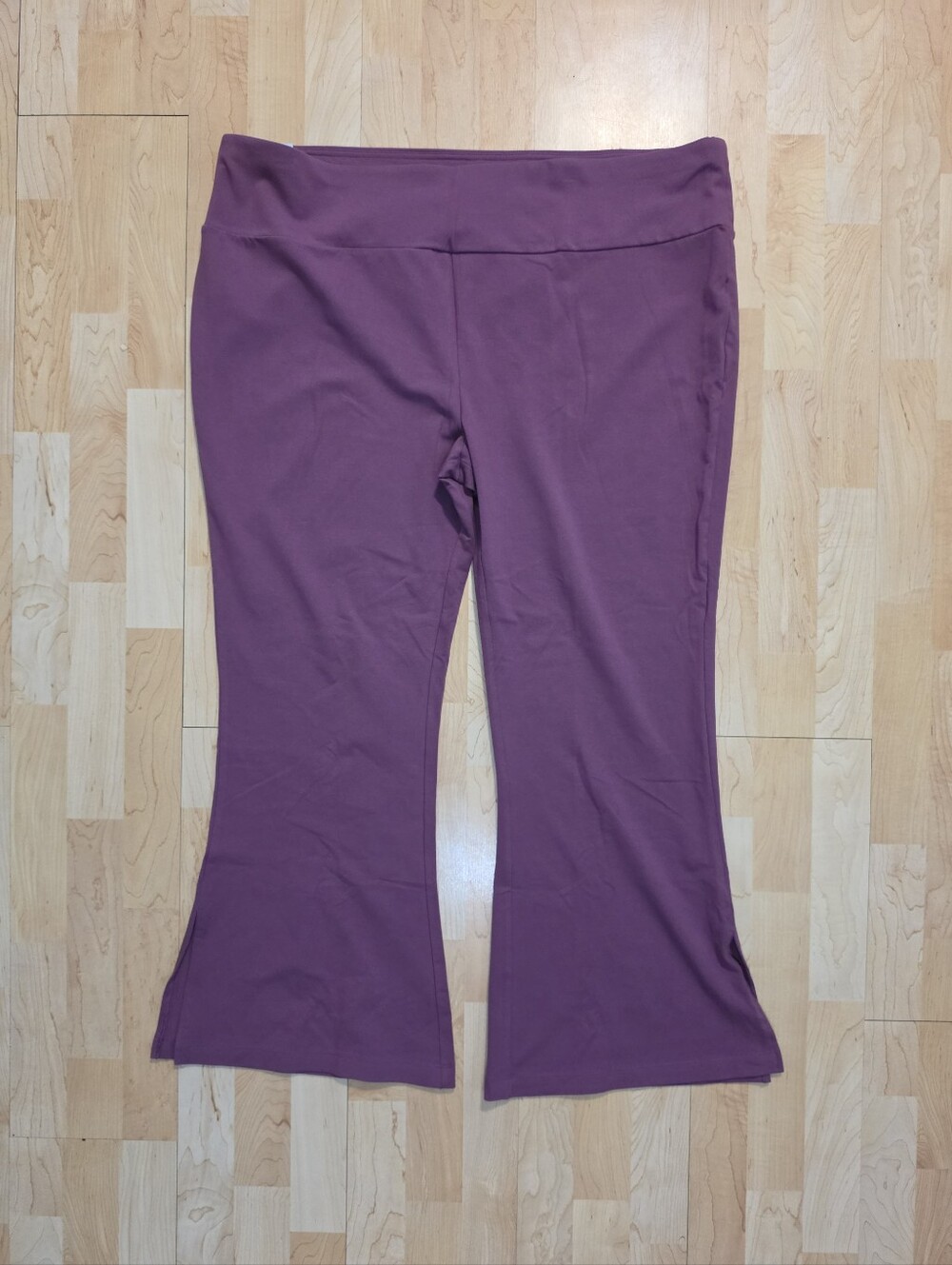 Terra & Sky Women's Plus Flare Leg Leggings Purple Pants Size 4X 28W - 30W NEW